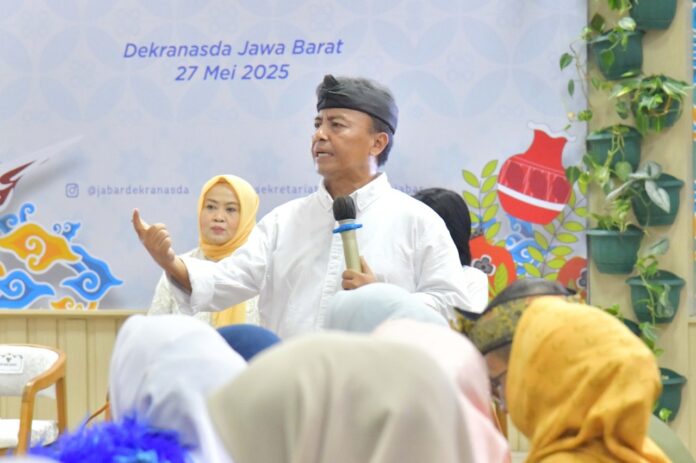 Sekretaris Daerah Jabar, Herman Suryatman saat hadir dalam acara Musda Dekranasda/istimewa