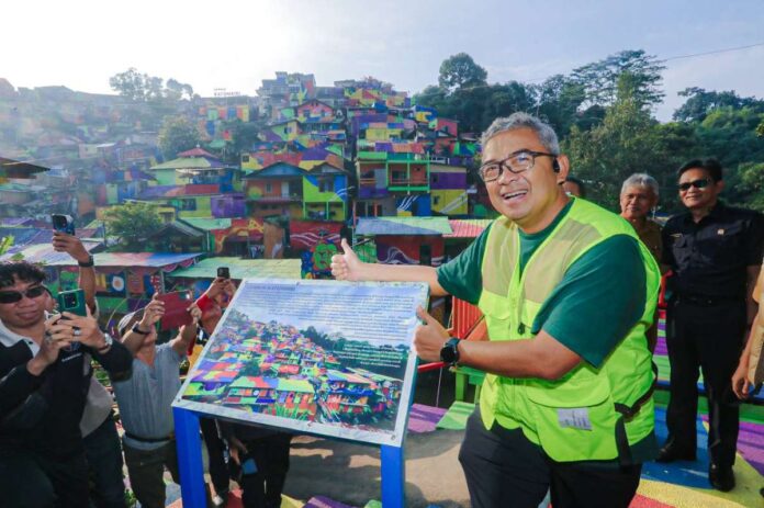 Wali Kota Bandung, Muhammad Farhan Resmikan Lembur Katumbiri/Humas Pemkot Bandung
